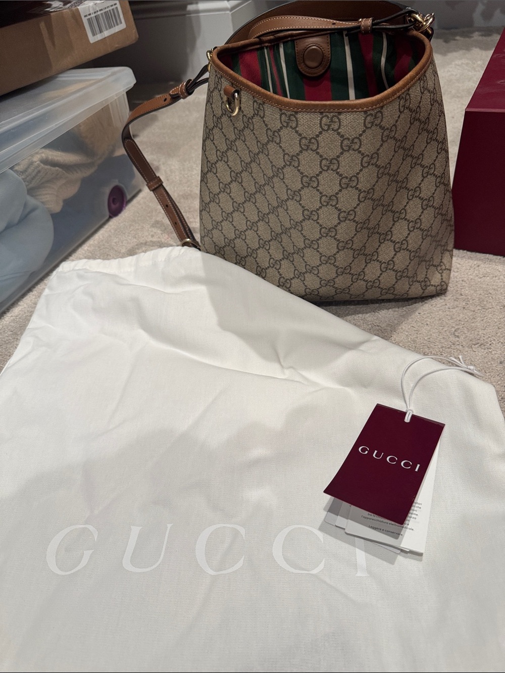 Authentic Gucci Beige GG Canvas Medium Bucket Bag with Chestnut Trim - Picture 14 of 16